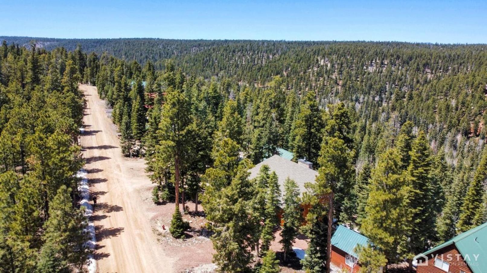 Summit Pines Hideaway - Amazing Mountain Views! Villa Duck Creek Village Exterior photo